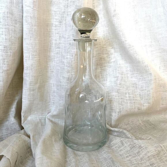 Vintage Romanian Handcrafted Etched Glass Decanter – Danish Design, Heart Motif - Picture 2 of 11